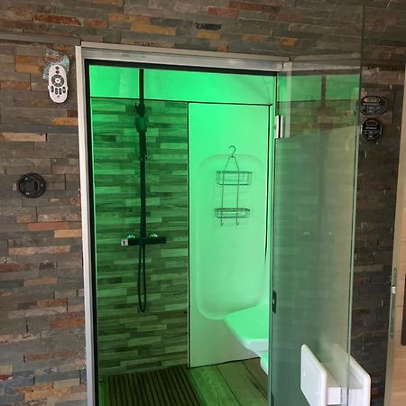 Studio Port Pin Vue Mer, Jacuzzi, Hammam, Parking Prives Cassis Eksteriør bilde